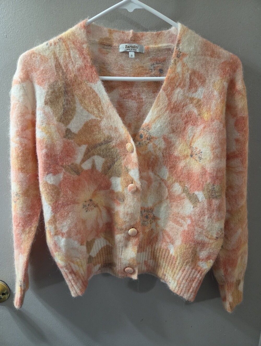 Bartolini Peach Floral Mohair,Alpaka, Nylon Blend Cardigan Sweater. Sz S